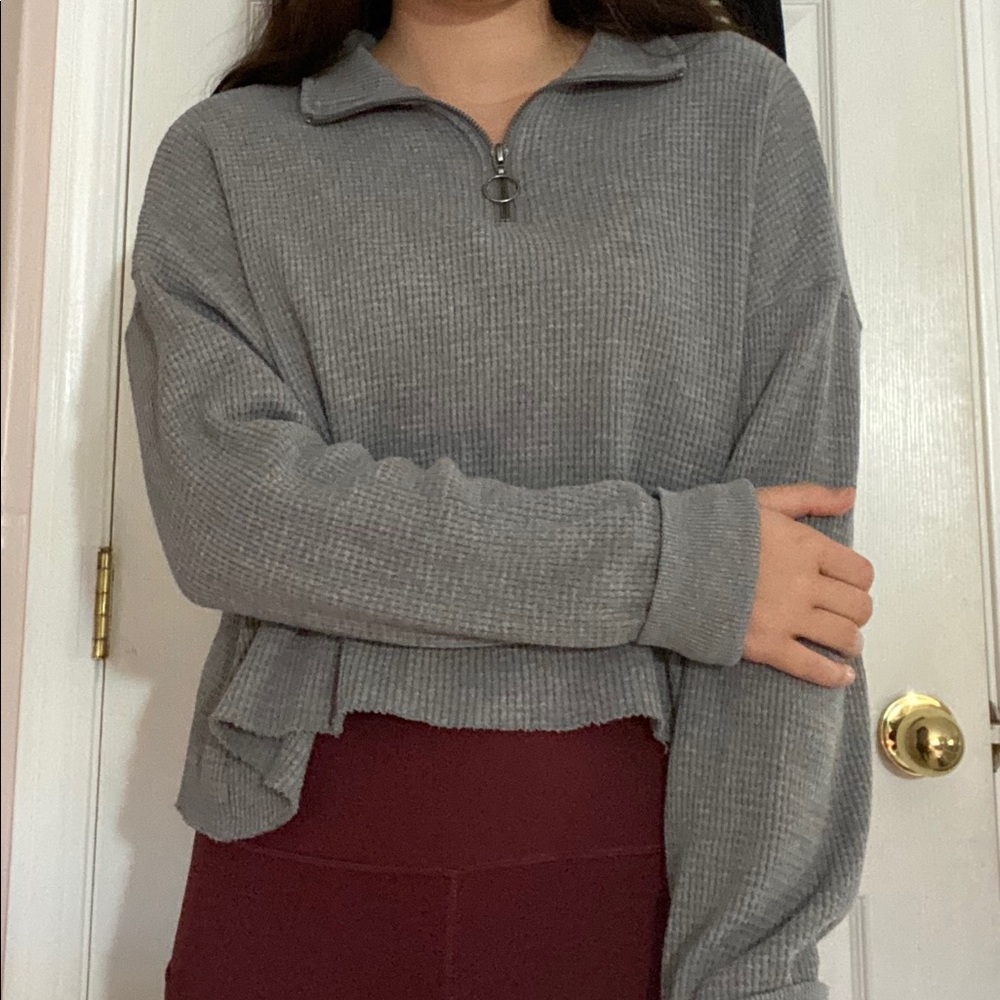 EUC | Hollister | Gray Quarter Zip Long Sleeve
